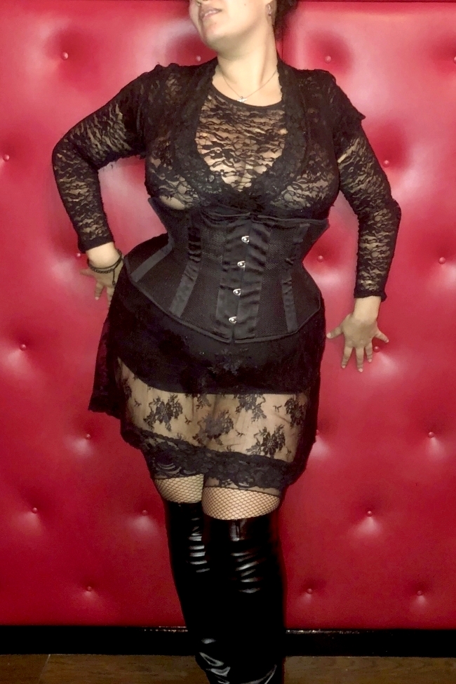 Mistress Elisa