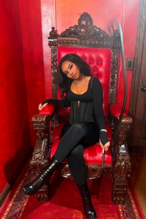 QUEEN