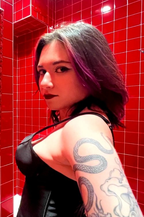 VIOLET
